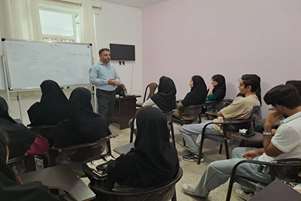 راهی برای شکوفایی در زندگی : برگزاری کارگاه مشاوره ازدواج در دانشکده پرستاری لامرد 